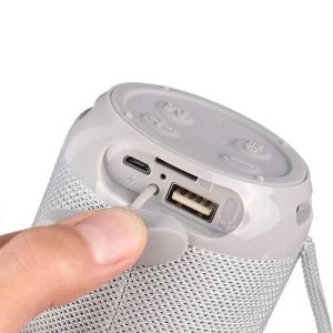 اسپیکر بلوتوثی قابل حمل ایکس پی پروداکت مدل XP-B606G 2 اسپیکر بلوتوثی قابل حمل ایکس پی پروداکت مدل XP-B606G